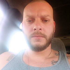 Meet your Posher, Derek